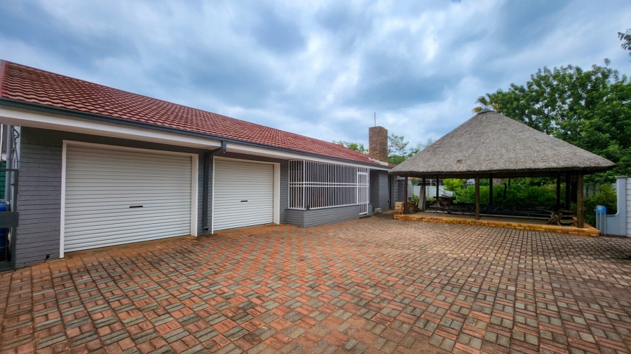 3 Bedroom Property for Sale in Stilfontein Ext 4 North West